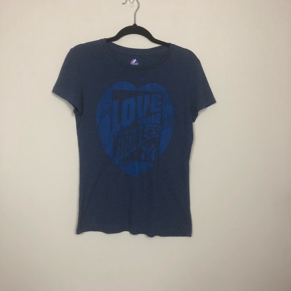 Women’s Navy Blue Love Yankees T-shirt Sz.L